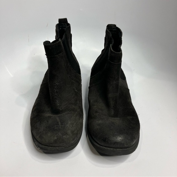 UGG Bonham boots black leather size 8.5 - Picture 2 of 8